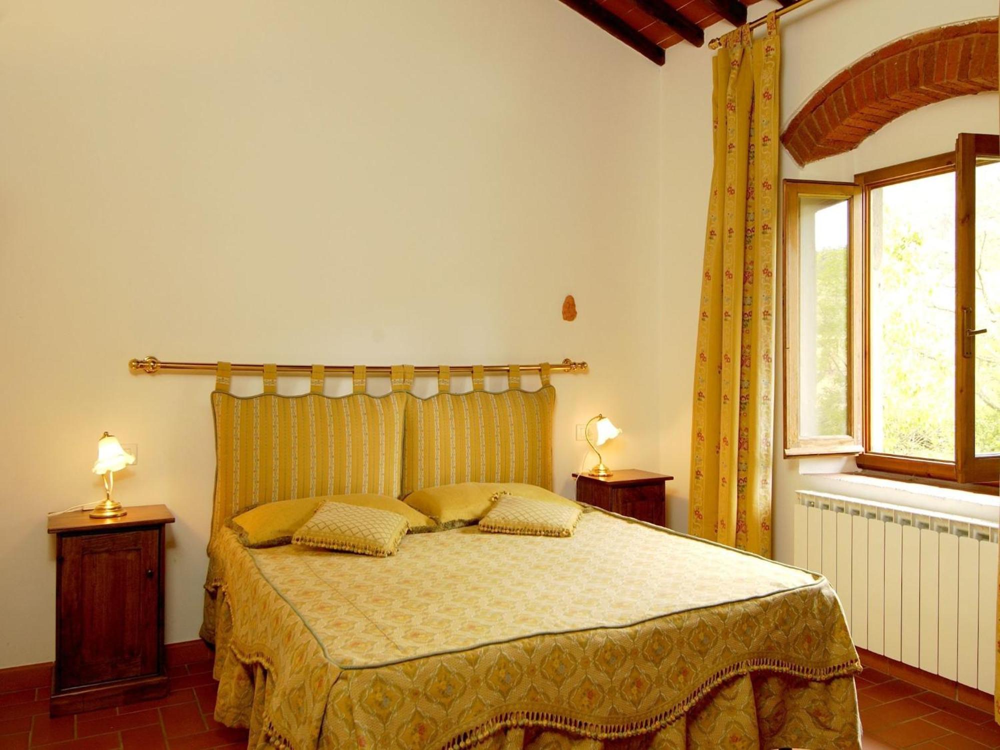 Pleasant Apartment With Swimming Pool Garden Bbq Parking Lucolena in Chianti Exterior photo